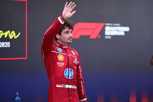 Una caldă, alta rece la Ferrari! Leclerc: „Riscul din calificări a dat roade” » Hamilton: „O zi groaznică, nu are rost să explic”