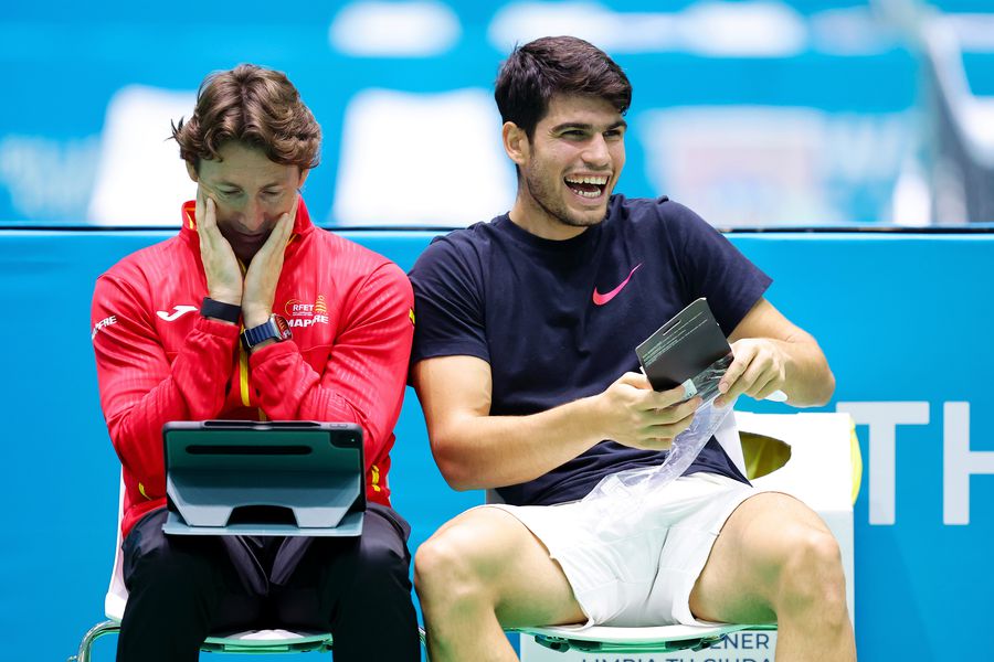 Juan Carlos Ferrero și Carlos Alcaraz FOTO Guliver/GettyImages Documentarul lui Carlos Alcaraz între dezvăluiri din culise, dilema unei cariere, clip publicitar de lung metraj și mesajul Generației Z