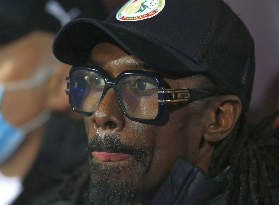 Aliou Cisse, selecționerul Senegalului / Sursă foto: Guliver/Getty Images Cine e cel mai arătos selecționer de la Mondial? De la pachetul de mușchi al lui Luis Enrique până la masculinitatea lui Herve Renard » Votează și tu