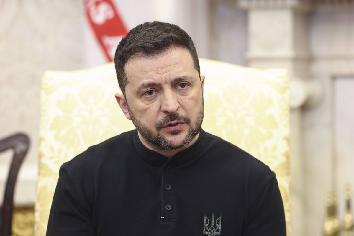 Imagini de la Casa Albă, din timpul tensionatei întâlniri Trump - Zelenski