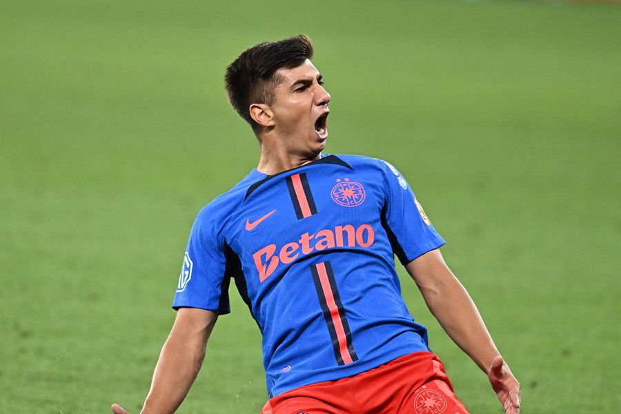 Jucătorul de la FCSB este îndemnat să plece de urgență: „Nu are de ce să stea”